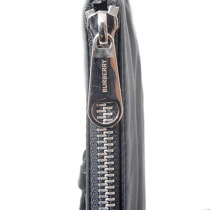バーバリー バッグ メンズ レディース クラッチバッグ ポーチ ブラック ナイロン BURBERRY 8014756 中古
