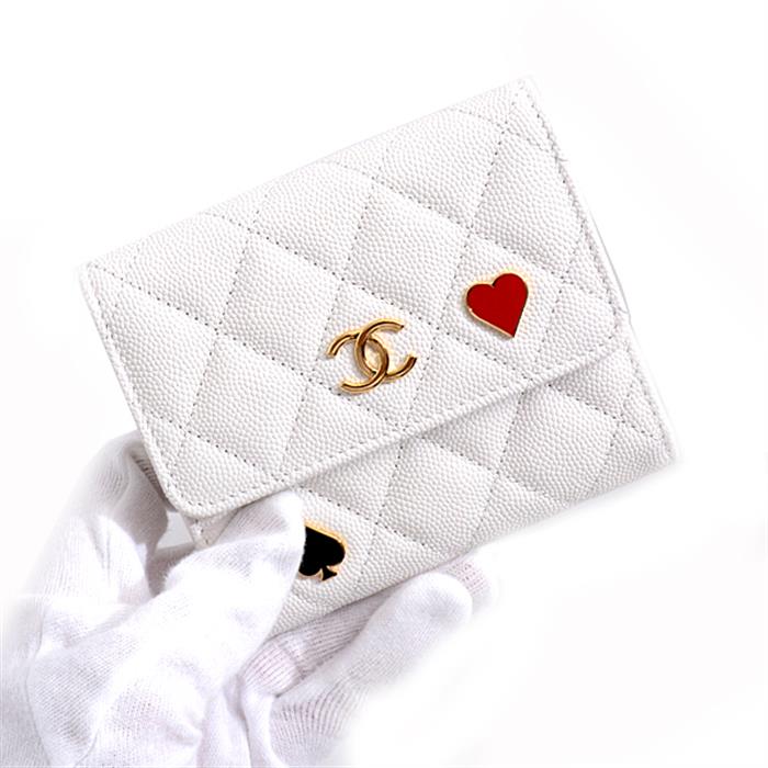シャネル 財布 レディース キャビアスキン 三つ折り コンパクトウォレット トランプ ホワイト CHANEL 未使用展示品