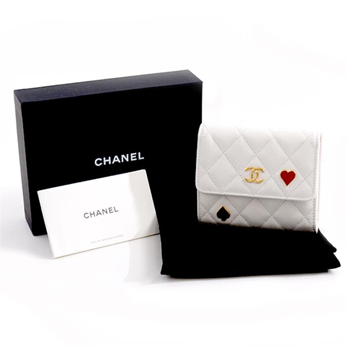 シャネル 財布 レディース キャビアスキン 三つ折り コンパクトウォレット トランプ ホワイト CHANEL 未使用展示品