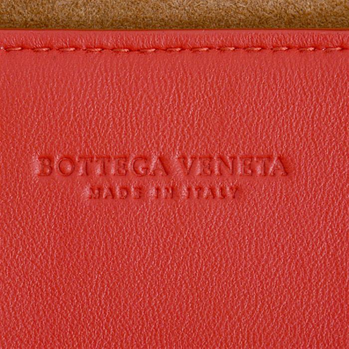 ボッテガヴェネタ バッグ レディース マキシ イントレチャート カセットミニ ショルダーバッグ ラムスキン BOTTEGA VENETA 中古