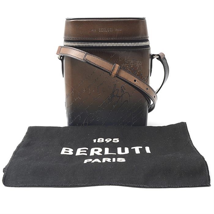 ベルルッティ バッグ メンズ フリー スクリットスワイプ メッセンジャーバッグ レザー ブラウン BERLUTI 中古