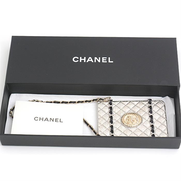 シャネル カードケース レディース マトラッセ チェーンネックレス カードホルダー パスケース シルバー メタル CHANEL AB6710 中古