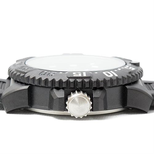 ルミノックス 時計 メンズ ネイビーシールズ カラーマーク 3050シリーズ ブラック文字盤 電池式 Luminox XS.3051.GO.NSF 未使用展示品