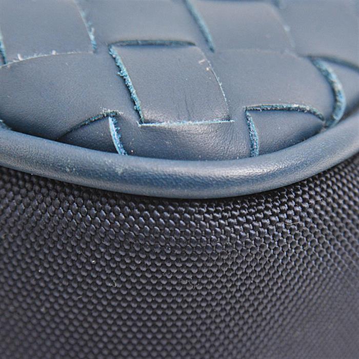 ボッテガヴェネタ バッグ レディース メンズ イントレチャート ポーチ ネイビー BOTTEGA VENETA ラムスキン×ナイロン 中古
