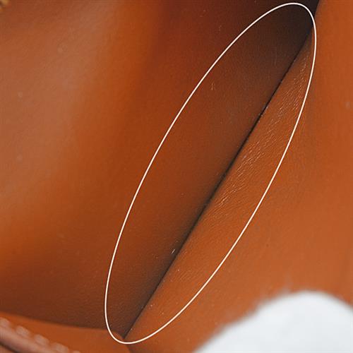 セリーヌ 財布 レディース トリオンフ ミディアム ストラップウォレット 二つ折り財布 ホワイト CELINE 中古