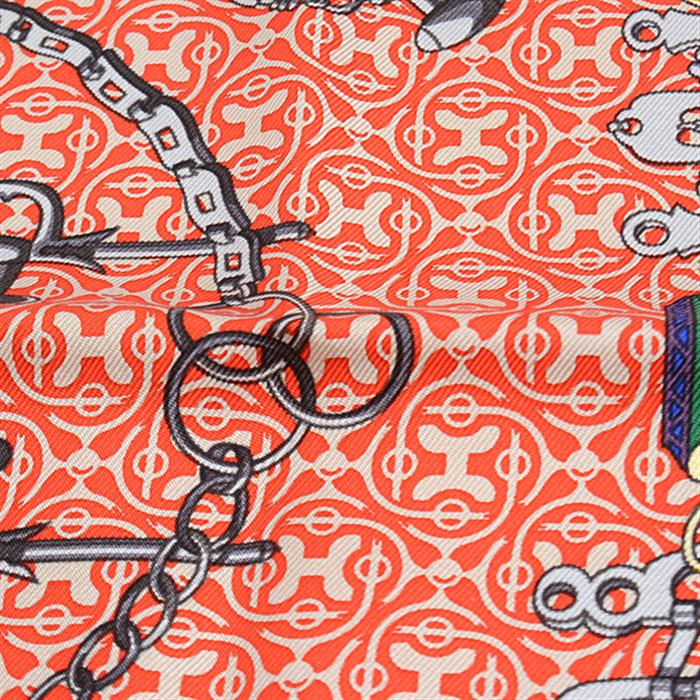エルメス スカーフ レディース カレ40 MORS et Gourmettes　馬銜と鎖 ハンカチ ピンク系 シルク HERMES 中古