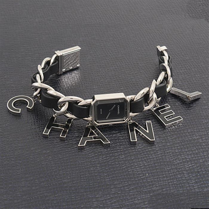 シャネル 時計 レディース プルミエール ウォンテッド ドゥ シャネル 電池式 ロゴチャーム ブラック文字盤 CHANEL H7471 中古