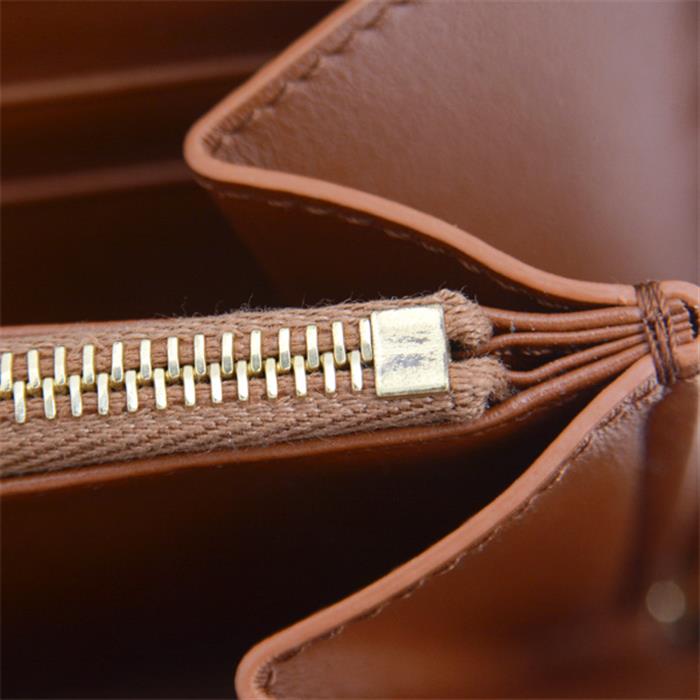 セリーヌ 財布 レディース トリオンフ ジップウォレット 長財布 キャンバス CELINE 10L732FAZ 中古